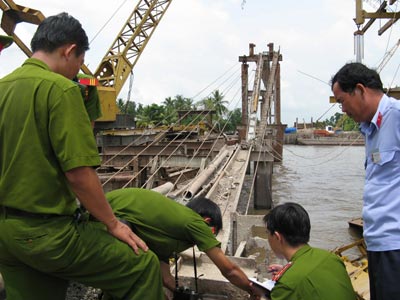 Vụ cầu tạm Trà Ôn: Tìm được 3 nạn nhân cuối cùng